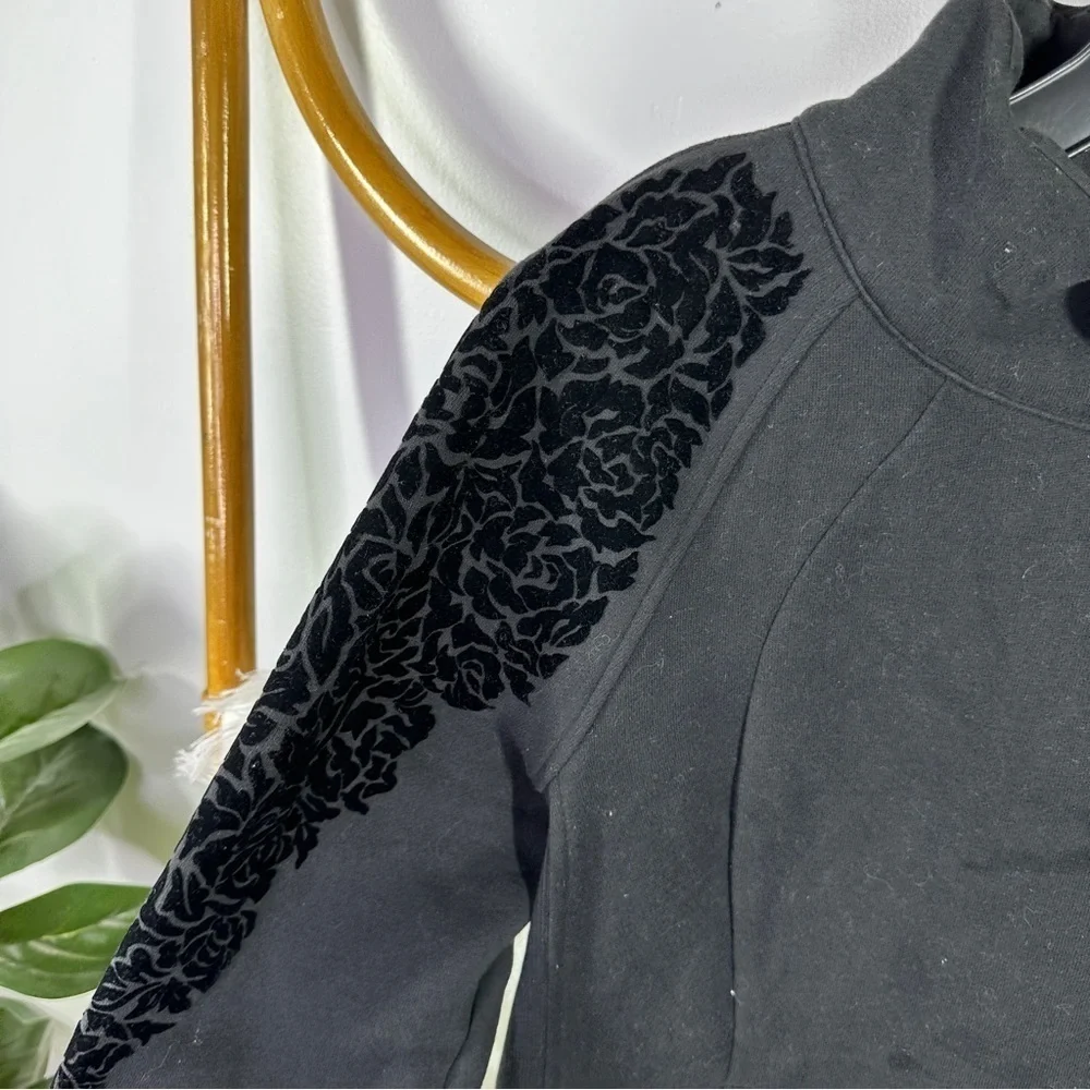 Lululemon Black Floral Flock Pullover sz 10